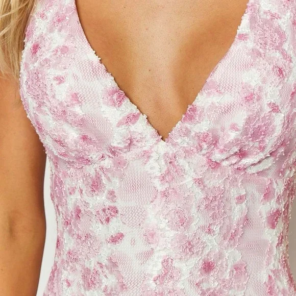 NWT Beginning Boutique Farida Pink Lace Maxi Dress - Picture 9 of 15